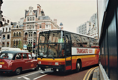 Transauto (Newbourne) C951 GWO in London – 25 Sep 1991 (152-31)