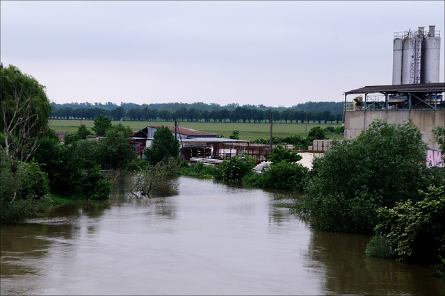 Crue Seine Conflans-juin2016