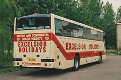 Excelsior Holidays 320 (A13 XEL) at the Smoke House Inn, Beck Row – 16 Jun 1994 (227-26)