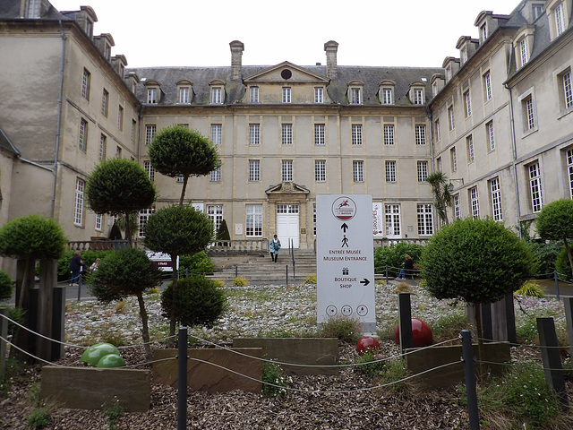 Le musée de la tapisserie de Bayeux (14) , au centre Guillaume-le-conquérant.