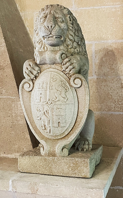 Coat of arms of Castile and Leon,  Els Calderers