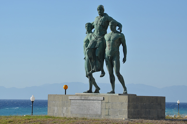 Rhodes-city, Arh. Chrysanthou Square, Monument to Diagoras Family