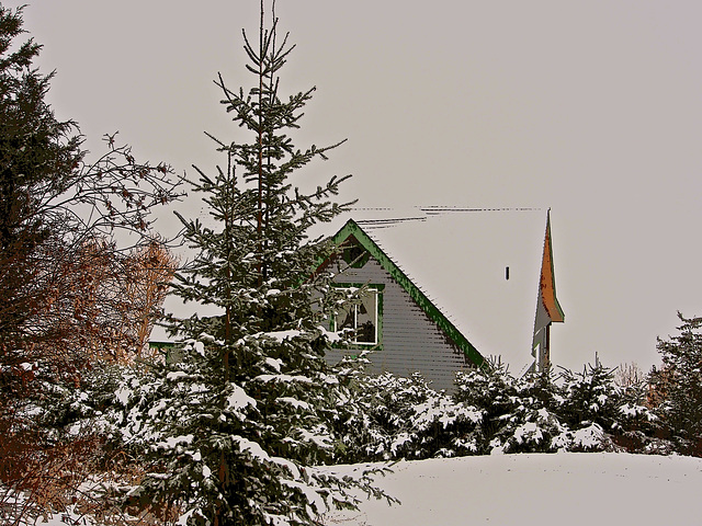 Snowing steady.