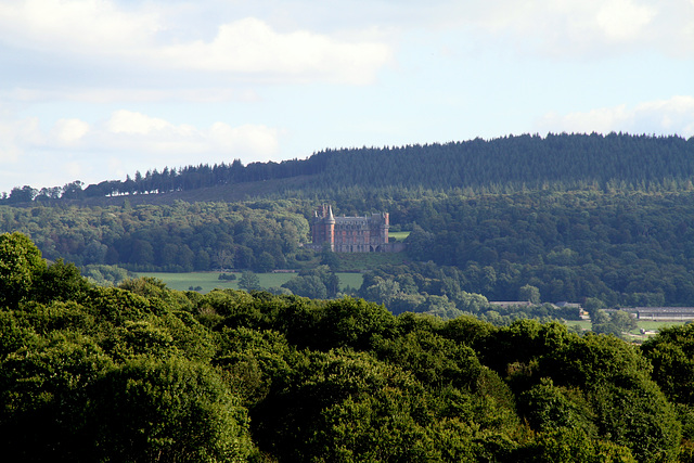 Chateau de Trévarez depuis Châteauneuf-du-Faou