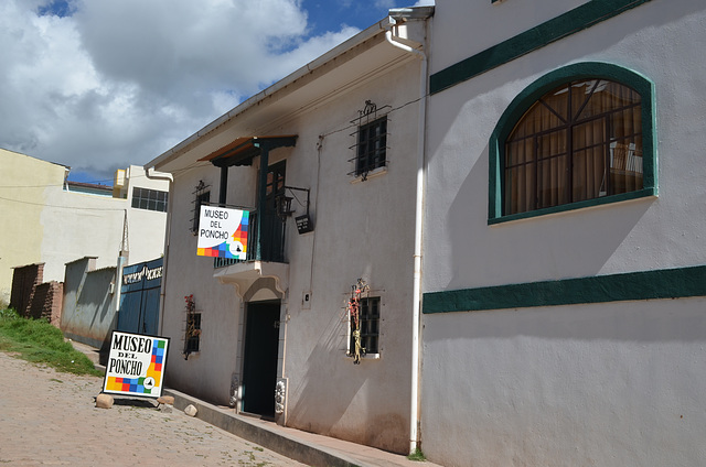 Bolivia, Copacabana, Museo del Poncho