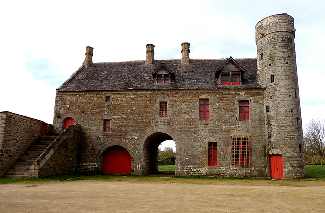 Le manoir de la Grand’Cour à Taden (22)