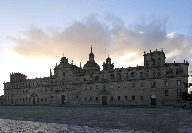 Monforte de Lemos -  Colegio de Nuestra Señora de la Antigua