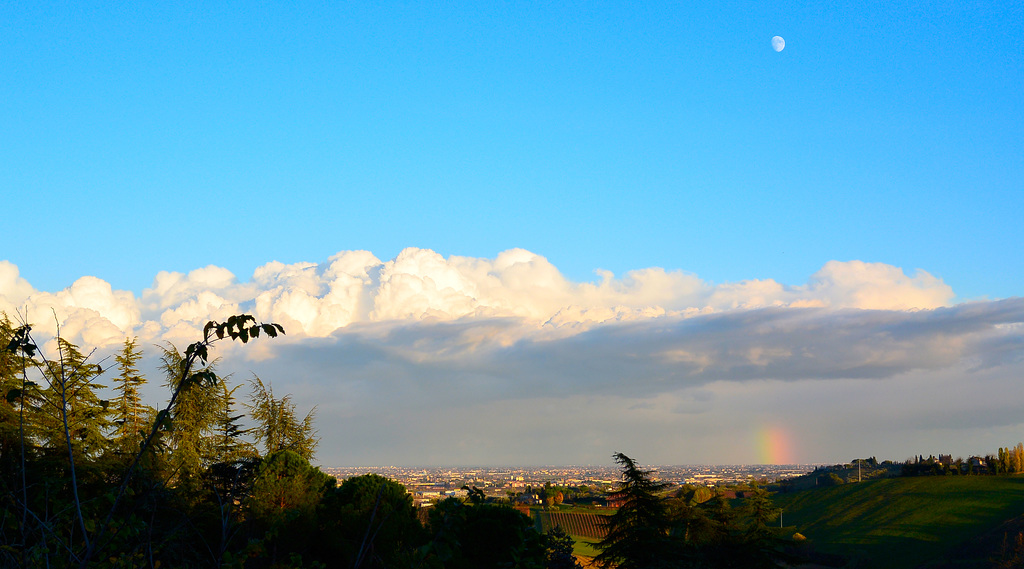 Panorama verso il mare dai gessi. Cesena