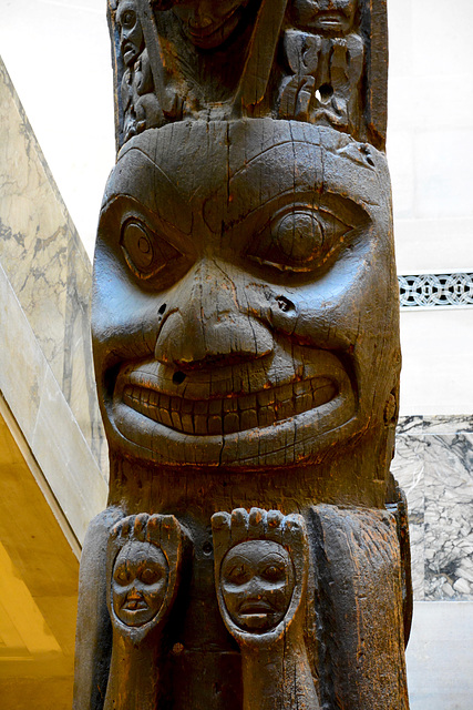 Canada 2016 – Toronto – Royal Ontario Museum – Totem