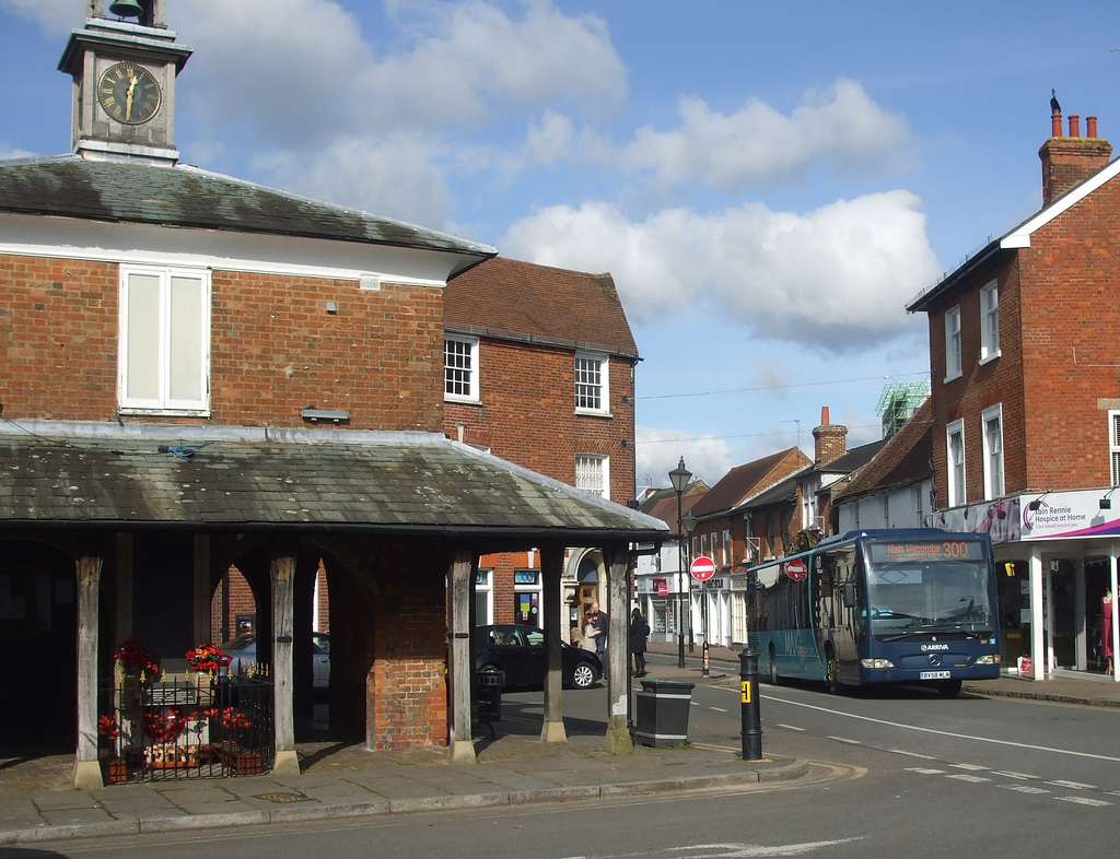 DSCF2757 Arriva the Shires BV58 MLN in Princes Risborough - 28 Feb 2016