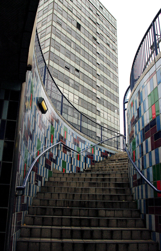 Elephant and Castle out of the tunnel