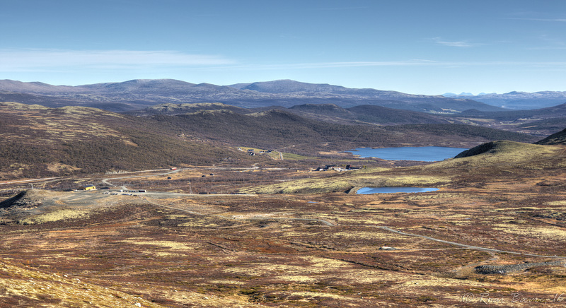 Hjerkinn and the E6 seen from Mt. Tverrfjellet.