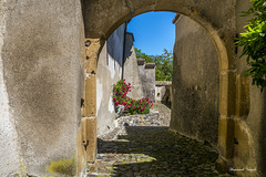 Torbogem von der Burg Hohenklingen