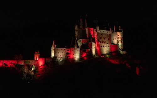 Burg Eltz - Illumination