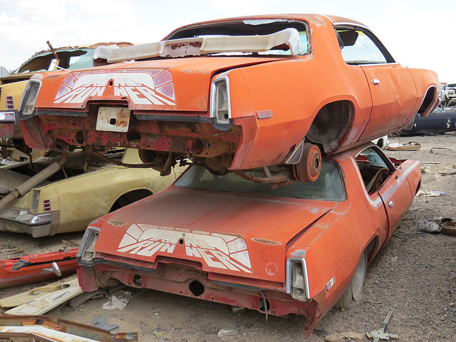 1975 Plymouth Road Runners