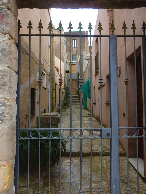 private alley
