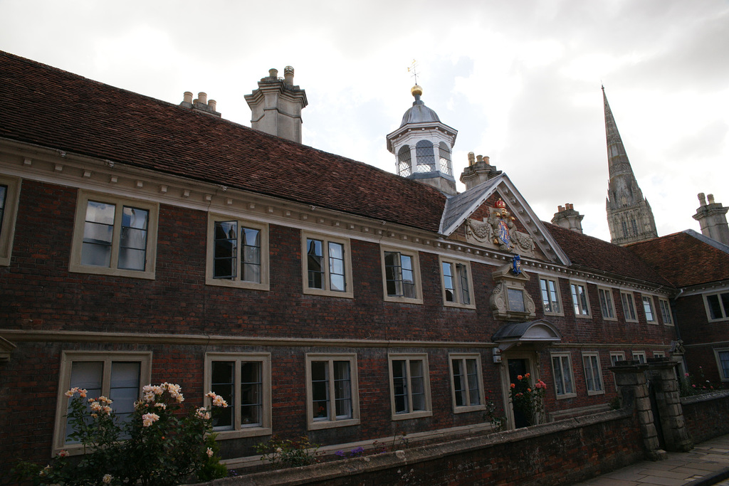 Choristers Square