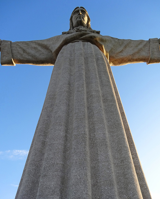 Cristo rey Almada Lisbon.