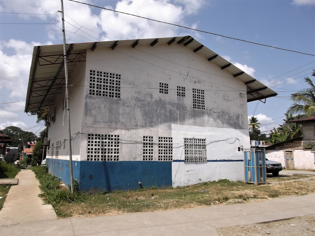 Coup de téléphone inespéré / Llamada telefónica inesperada  (Panama)