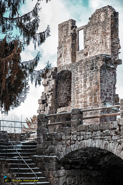 Ruine Zavelsteiner Stauferburg