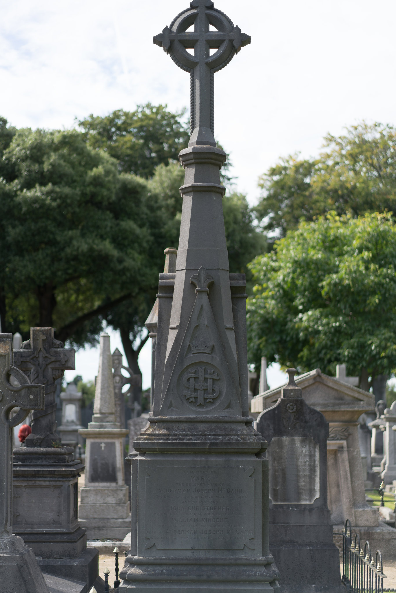 PHOTOGRAPHING OLD GRAVEYARDS CAN BE INTERESTING AND EDUCATIONAL [THIS TIME I USED A SONY SEL 55MM F1.8 FE LENS]-120176