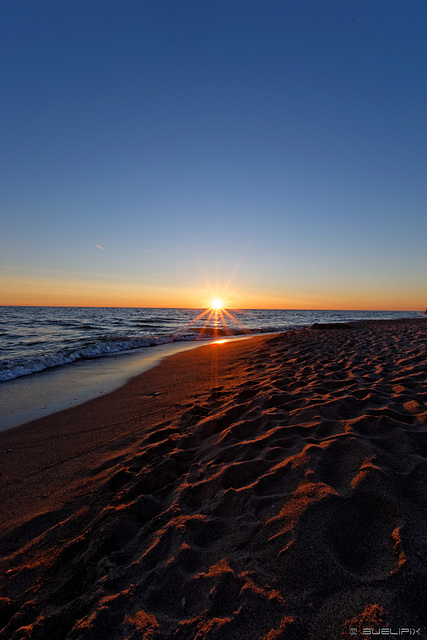 abends am Strand von Klaipeda (© Buelipix)