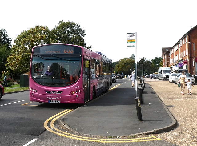 Unō (Universitybus Limited) 370 (BG14 OPC) (Malta BUS 362) at Marshalswick - 8 Sep 2023 (P1160443)