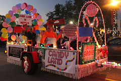 Christmas Parade ~~ 2018 ~~ (our streets transform to  "Candyland" for the parade!!