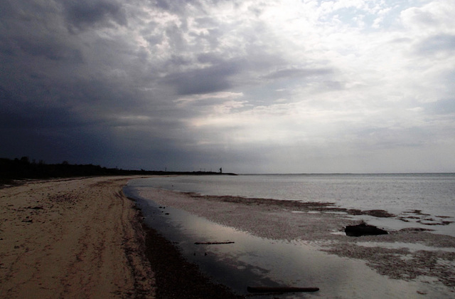 Plage nuageuse / Playa nublada