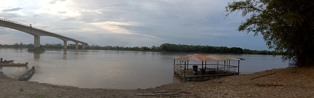 EF7A7095 stitch river guaviare