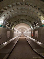 St.-Pauli-Elbtunnel (Happy Tunnel Thursday!)