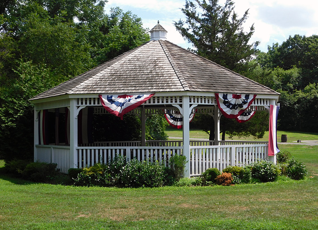 Gazebo in Old Bethpage Village, August 2022