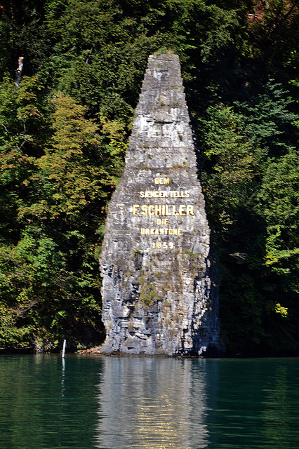 Gedenkfelsen an Friederich Schiller ( Wilheln Tell Geschichte )