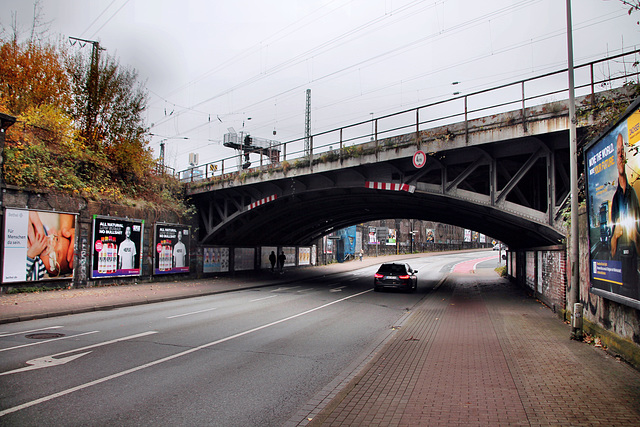 Brücke der Köln-Mindener Eisenbahn über der Unionstraße (Dortmund-Innenstadt-Nord) / 3.12.2022