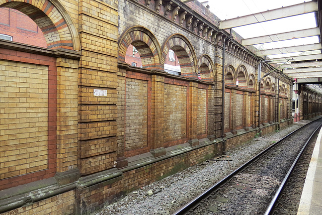 crewe station, cheshire