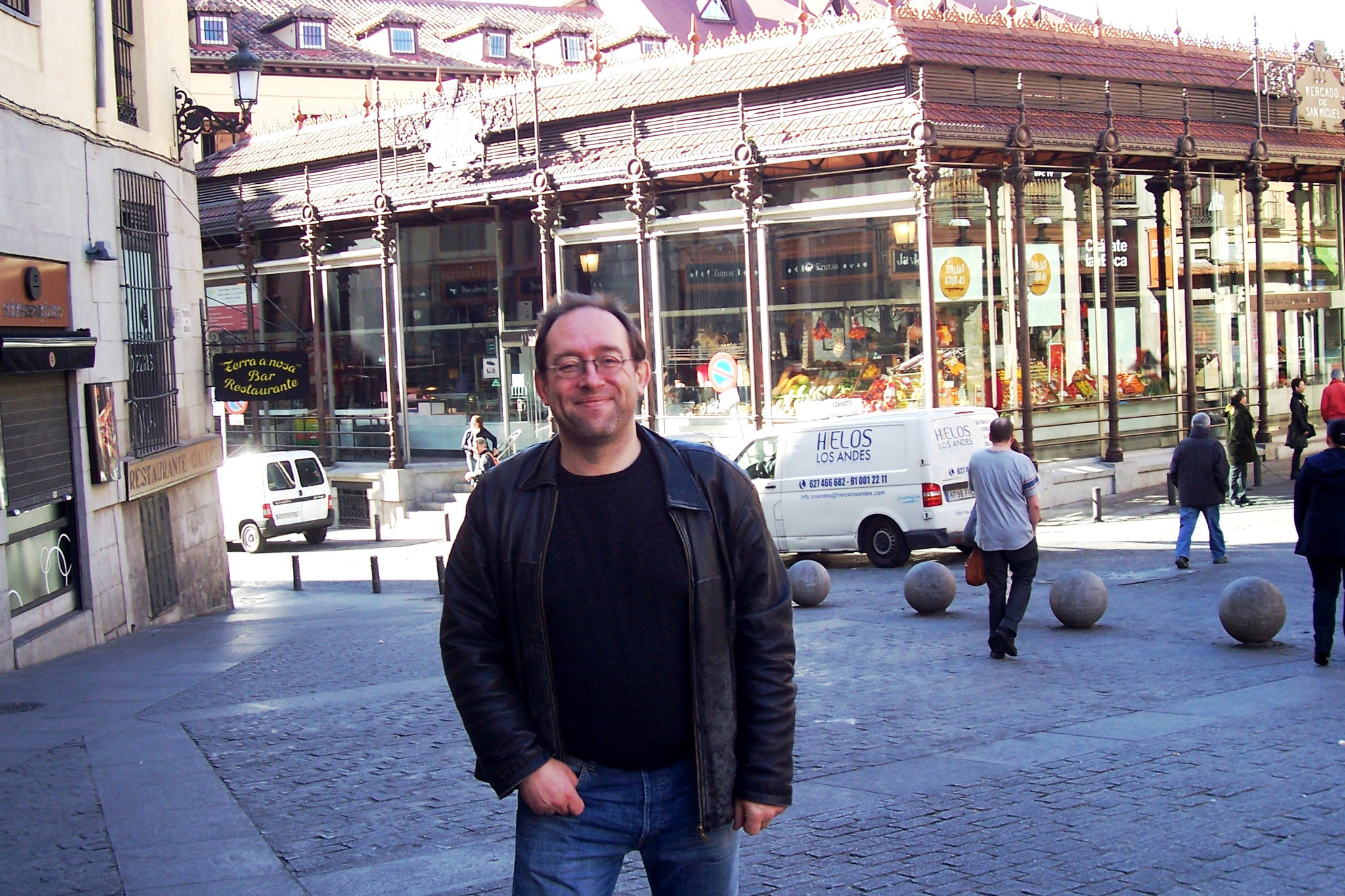 ES - Madrid - me, in front of Mercado San Miguel