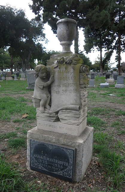 In Angelus Rosedale Cemetery (1970)