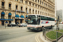 HFF: Yorkshire Rider (National Express contractor) 1425 (L543 XUT) in Manchester -16 Apr 1995 (261-29)