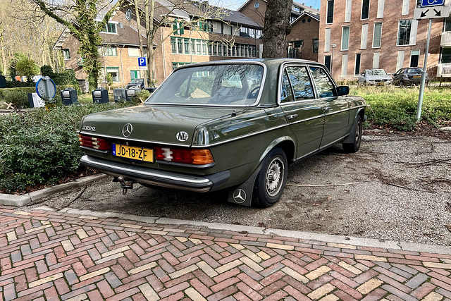 1982 Mercedes-Benz 200 D