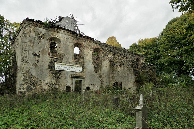 Kirche zur Hl. Einsturzgefahr