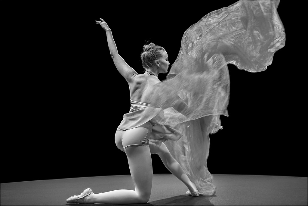 and she dances III Z5A0005