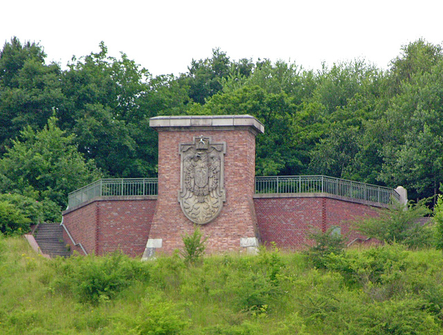 Kaiserliches Relief am alten Brückenkopf