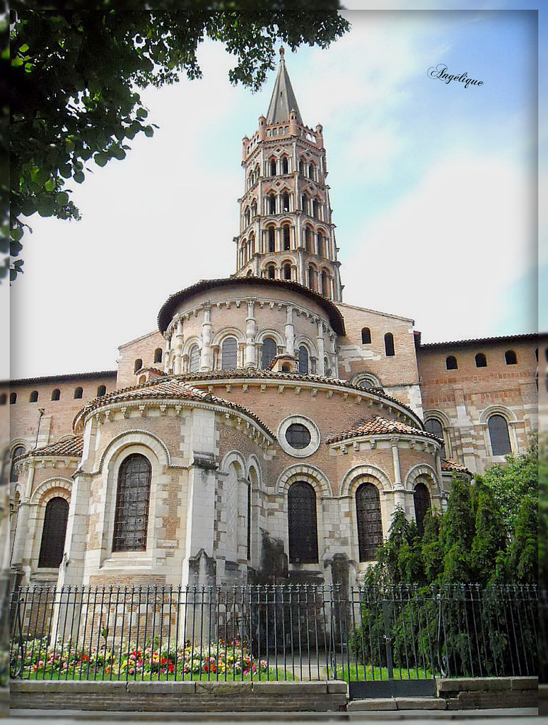 Basilique Saint-Sernin de Toulouse ! .........Belle fin de soirée