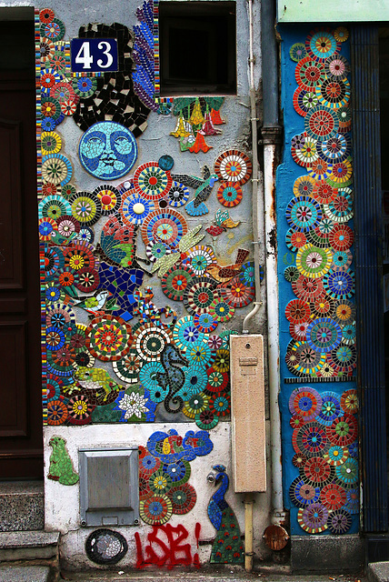 Décoration en mosaïque . Paris XIII e Décoration en mosaïque . Paris XIII e