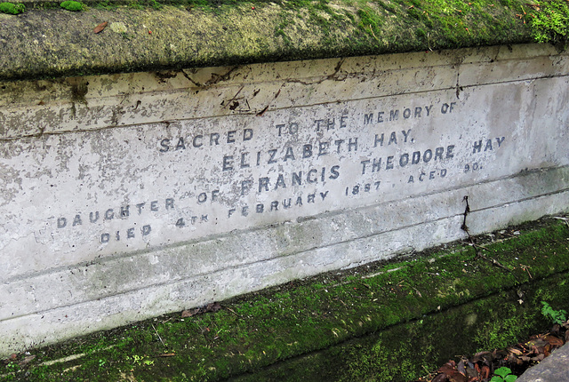 nunhead cemetery, london, tomb of elizabeth hay +1887, heraldry  (3)