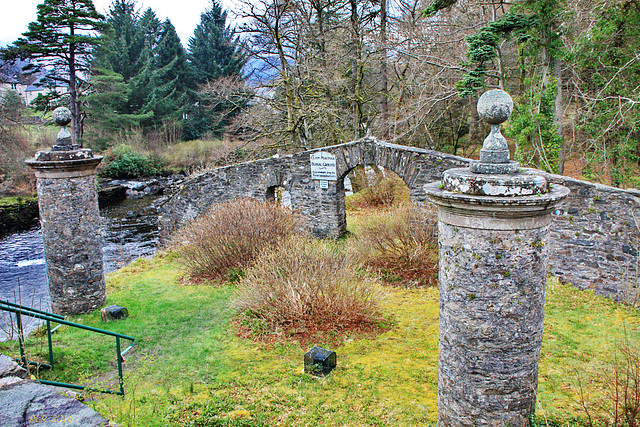 Killin, Clan MacNab Burial Grounds