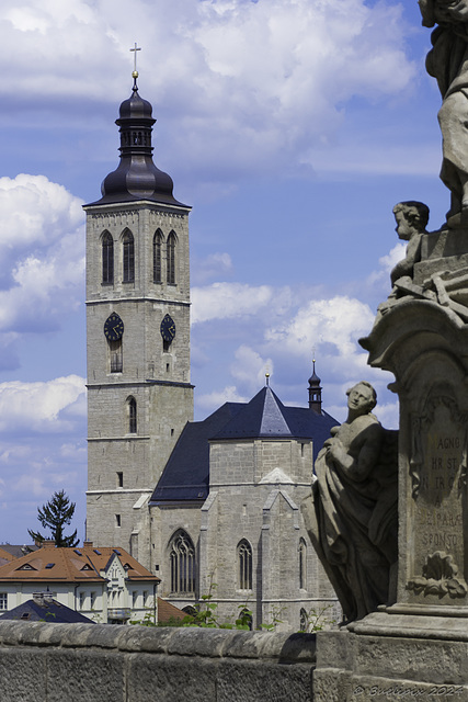 Blick von der Barborská auf die Kostel sv. Jakuba (© Buelipix)