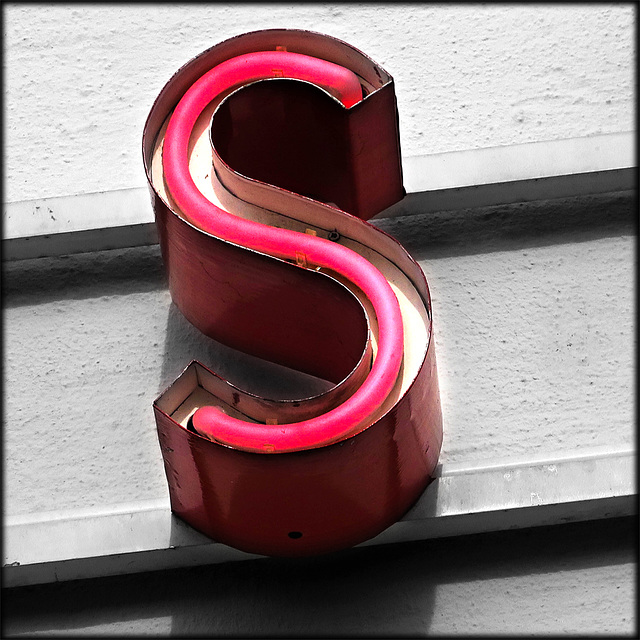 "S"