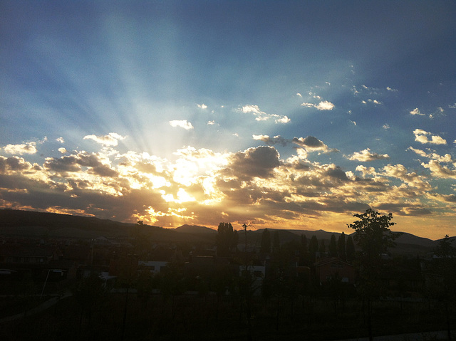 Amanece un nuevo día, 4