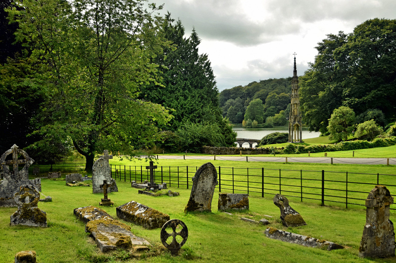 St Peter's Churchyard, Stourton.